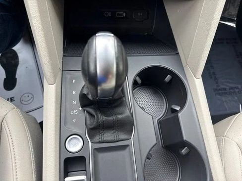 Used 2019 Volkswagen Atlas SE w/ Towing Package FWD image 30