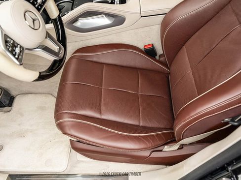 Used 2023 Mercedes-Benz Maybach GLS 600 4MATIC image 24