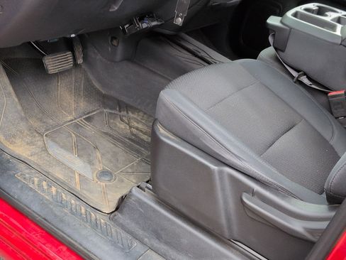 Used 2019 Chevrolet Silverado 1500 Custom Trail Boss w/ Custom Convenience Package image 17