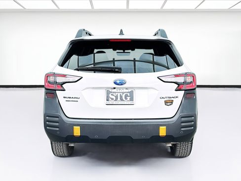 Used 2022 Subaru Outback Wilderness w/ Wilderness Package image 5