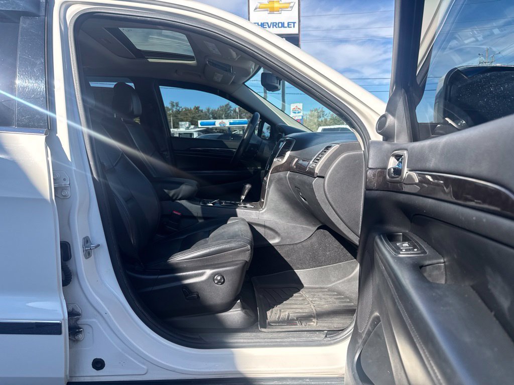 Used 2012 Jeep Grand Cherokee Laredo AWD/4WD image 20