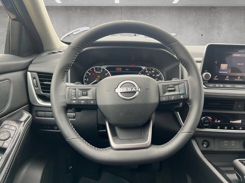New 2026 Nissan Rogue SV FWD image 22