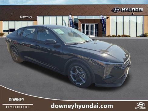 Used 2025 Kia K4 FWD image 7