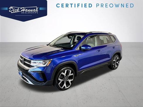 Certified 2022 Volkswagen Taos SEL AWD/4WD image 1