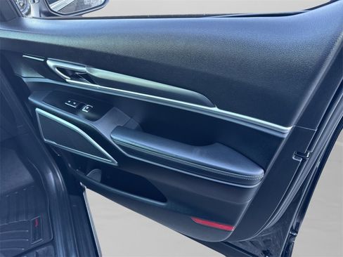 Used 2022 Kia Telluride LX image 34