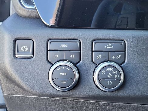 New 2026 GMC Sierra 1500 Elevation image 26