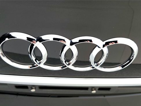 Used 2023 Audi A6 3.0T Premium image 13