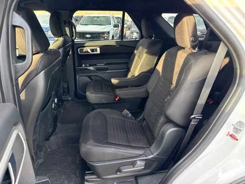 Used 2020 Ford Explorer XLT w/ Comfort Package AWD/4WD image 24