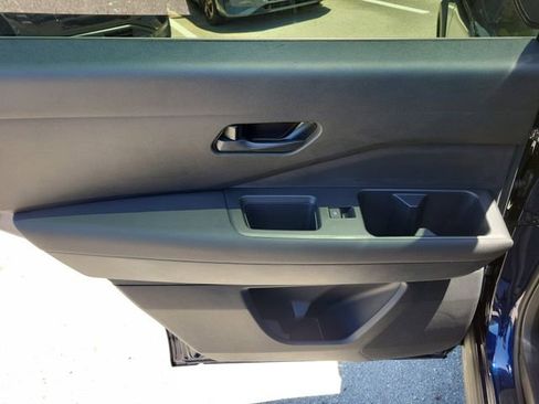 New 2026 Nissan Pathfinder SV AWD/4WD image 9