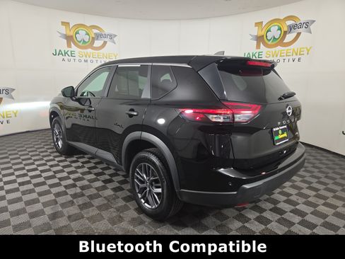 Used 2024 Nissan Rogue S AWD/4WD image 6