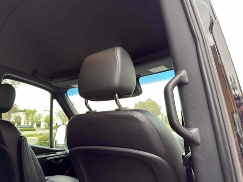 Used 2023 Mercedes-Benz Sprinter 2500 image 61