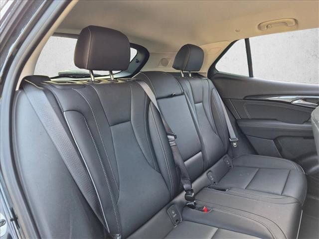 Used 2023 Buick Envision Essence FWD image 18