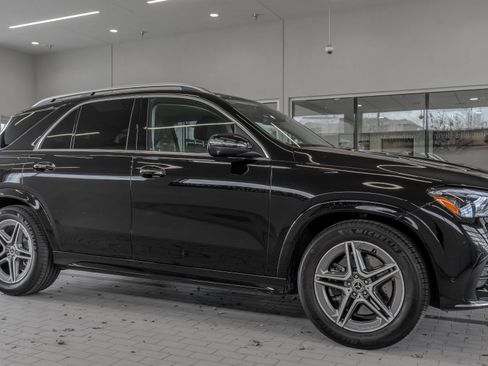 Certified 2025 Mercedes-Benz GLE 450 4MATIC image 12