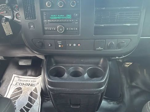 Used 2018 Chevrolet Express 3500 Extended w/ Driver Convenience Package RWD image 29