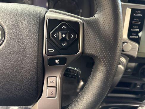 Used 2024 Toyota 4Runner SR5 image 28