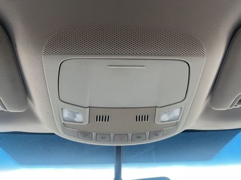 Used 2017 Ford Edge Titanium image 28