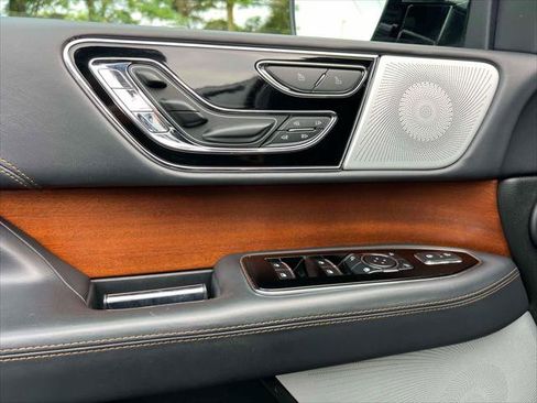Used 2024 Lincoln Navigator Black Label AWD/4WD image 19