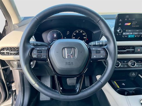 Used 2025 Honda HR-V EX-L image 11