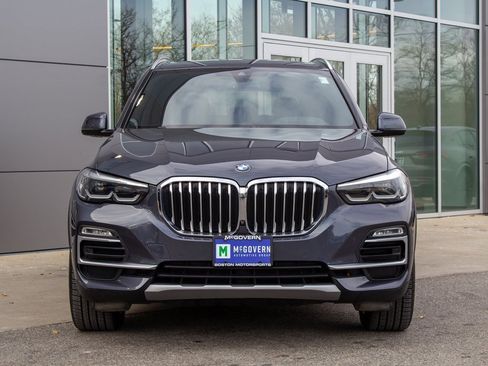 Used 2021 BMW X5 xDrive45e w/ Parking Assistance Package image 2