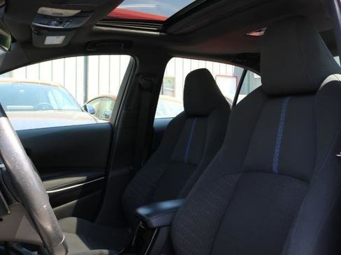 Used 2020 Toyota Corolla SE w/ SE Premium Package FWD image 8