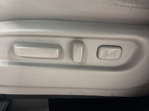 Used 2021 Honda Pilot Touring image 19