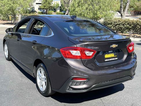 Used 2017 Chevrolet Cruze LT w/ RS Package FWD image 2