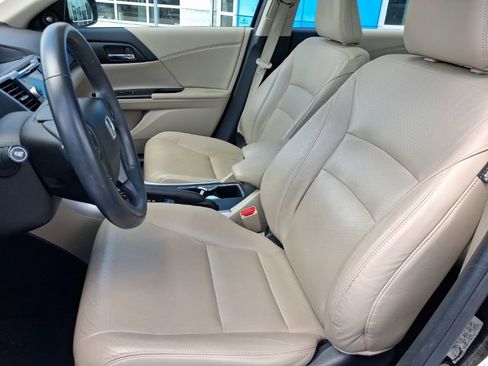 Used 2015 Honda Accord EX-L image 18