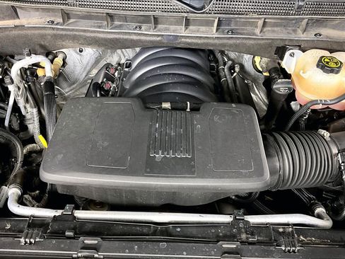 Used 2021 GMC Yukon XL Denali w/ LPO, Illumination Package image 32