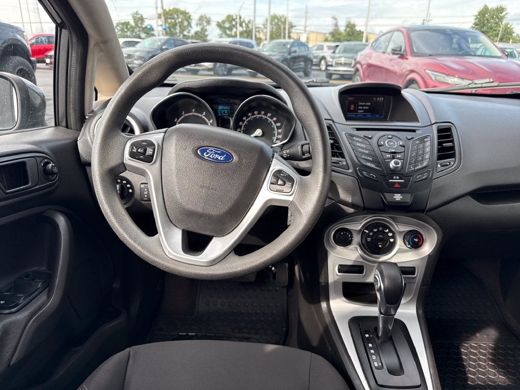 Used 2019 Ford Fiesta SE FWD image 7