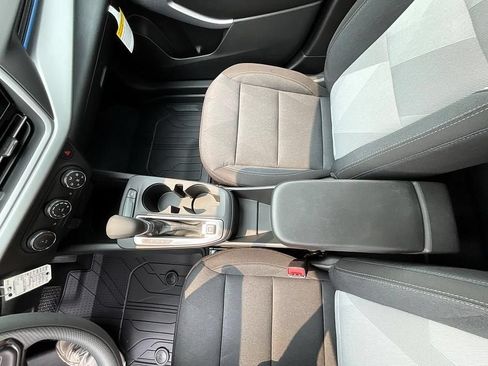 New 2026 Chevrolet Trax LS w/ LS Convenience Package FWD image 5