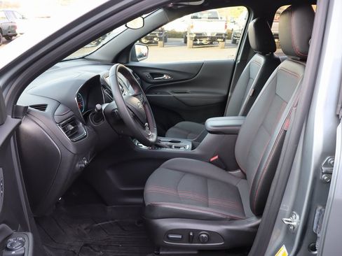 Used 2024 Chevrolet Equinox RS image 4