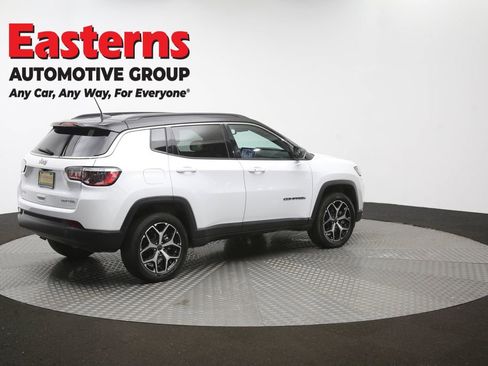 Used 2025 Jeep Compass Limited AWD/4WD image 42