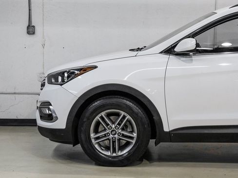 Used 2017 Hyundai Santa Fe Sport image 16