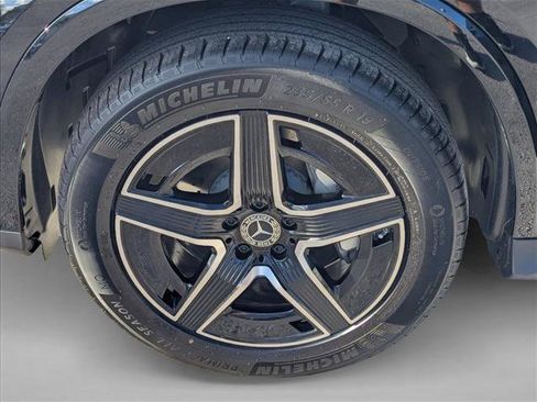 Used 2026 Mercedes-Benz GLC 300 image 9
