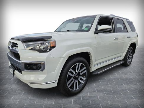 Used 2021 Toyota 4Runner Limited image 3