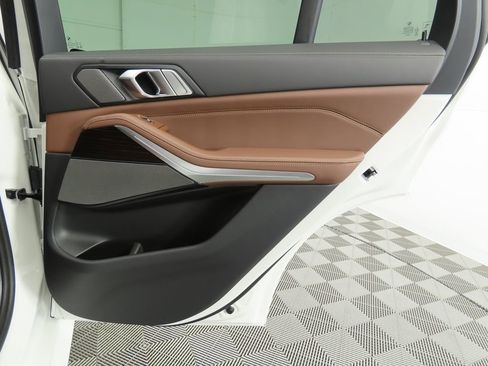 New 2026 BMW X5 xDrive40i w/ M Sport Package image 26