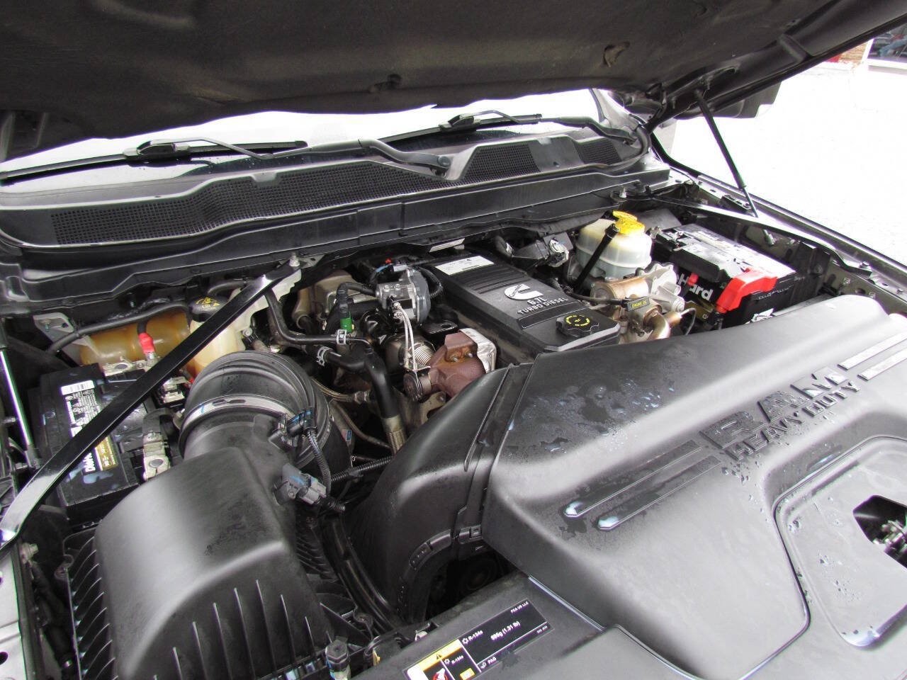 Used 2019 RAM 3500 Tradesman w/ Chrome Appearance Group AWD/4WD image 23