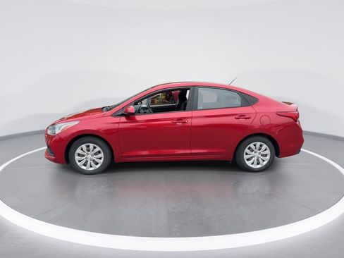 Used 2019 Hyundai Accent SE FWD image 5