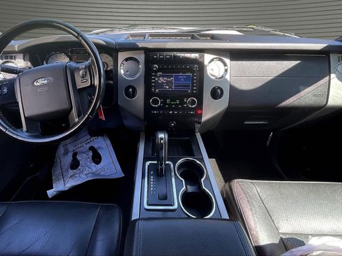 Used 2014 Ford Expedition Limited w/ Equipment Group 301A AWD/4WD image 7