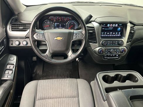 Used 2019 Chevrolet Tahoe LS AWD/4WD image 16