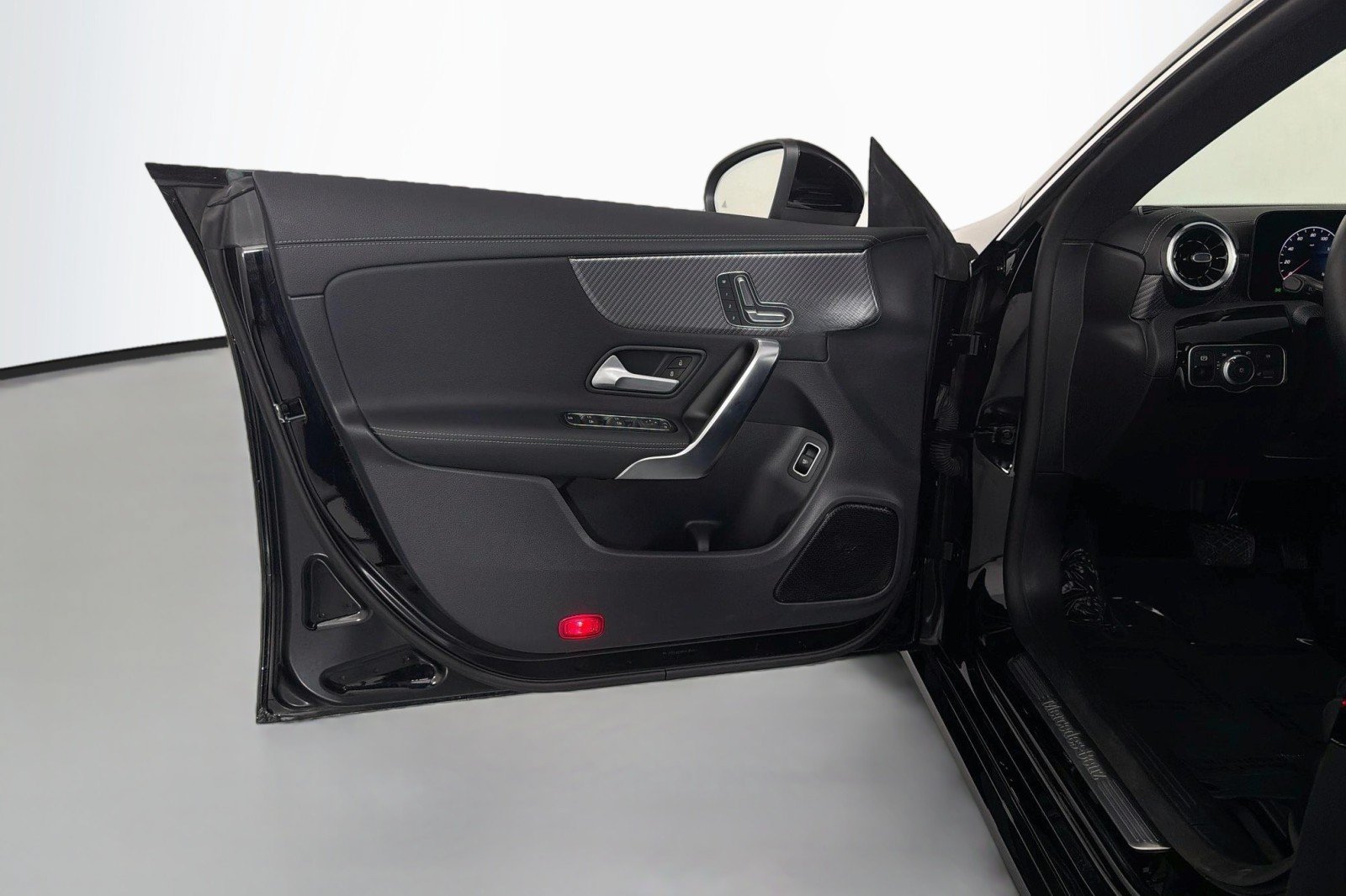 Certified 2026 Mercedes-Benz CLA 250 4MATIC image 24