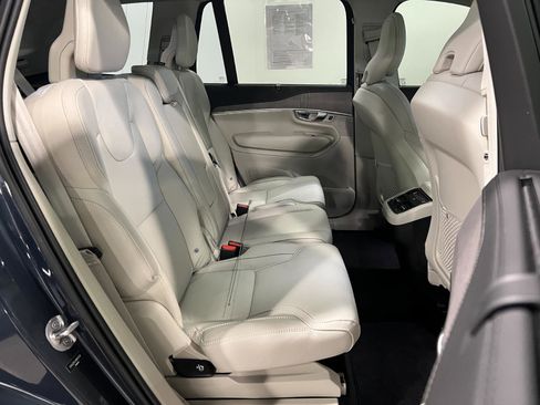 Used 2022 Volvo XC90 T6 Inscription image 36