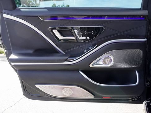 Used 2025 Mercedes-Benz Maybach S 680 4MATIC image 28