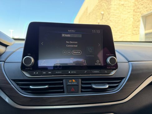 Used 2024 Nissan Altima 2.5 SV image 27