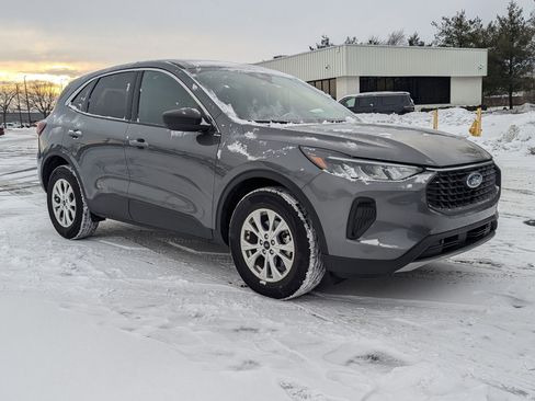Certified 2024 Ford Escape Active image 5