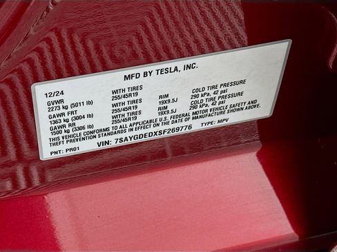 Used 2025 Tesla Model Y Long Range image 12