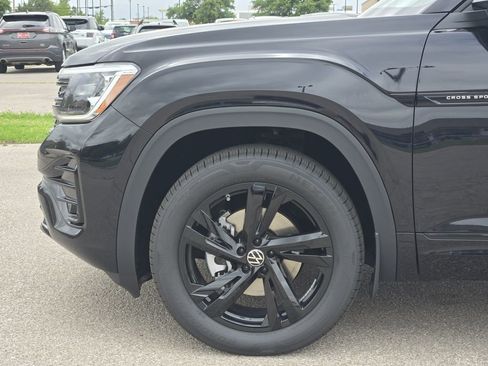 New 2026 Volkswagen Atlas Cross Sport SEL R-Line AWD/4WD image 5