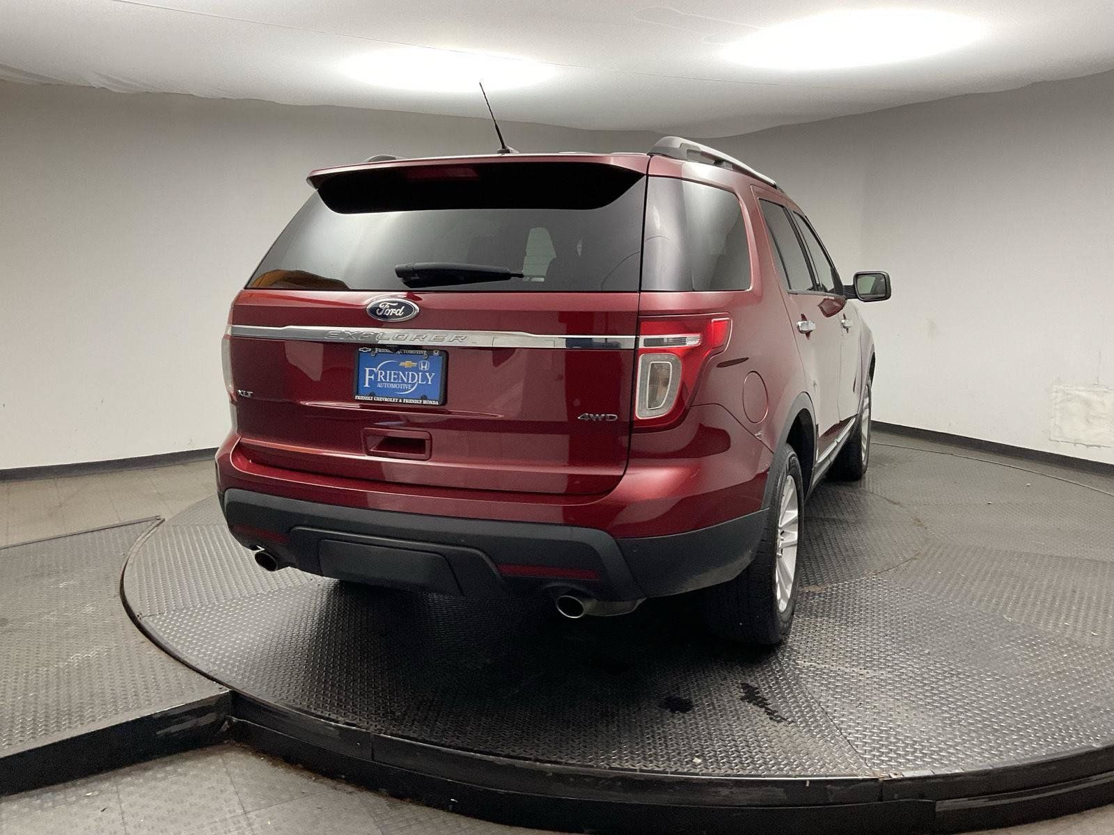 Used 2013 Ford Explorer XLT AWD/4WD image 7