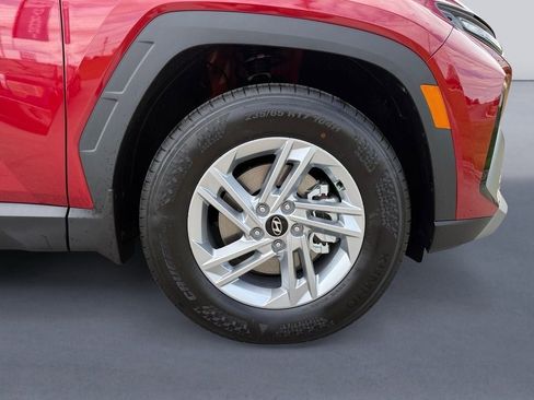 New 2026 Hyundai Tucson SE image 9