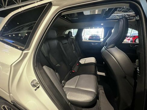Used 2024 Volvo XC60 B5 Plus w/ Protection Package Premier AWD/4WD image 24